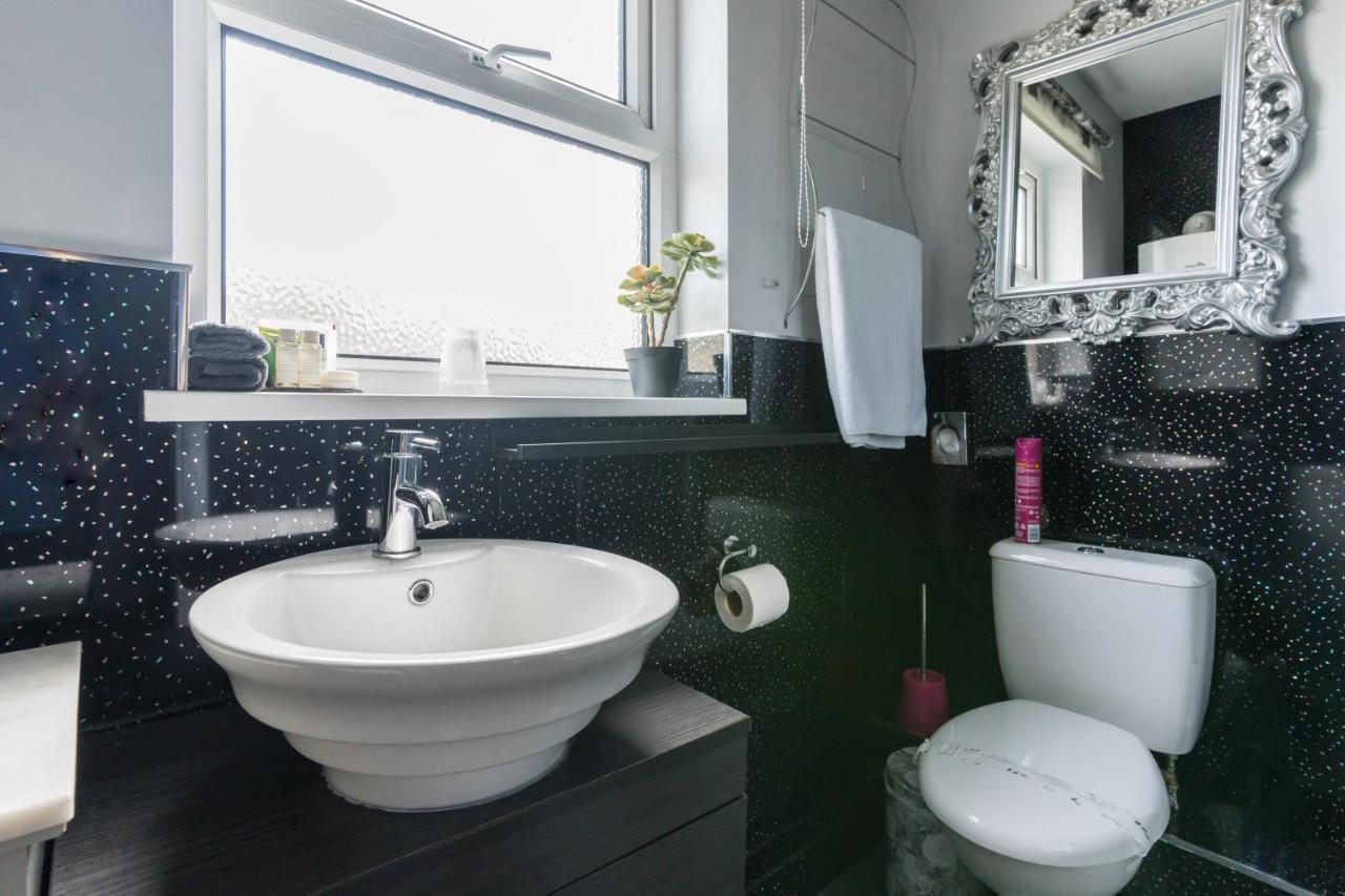 Sea View Ar Lan Y Mor Luxury Apartment Aberystwyth Exterior photo